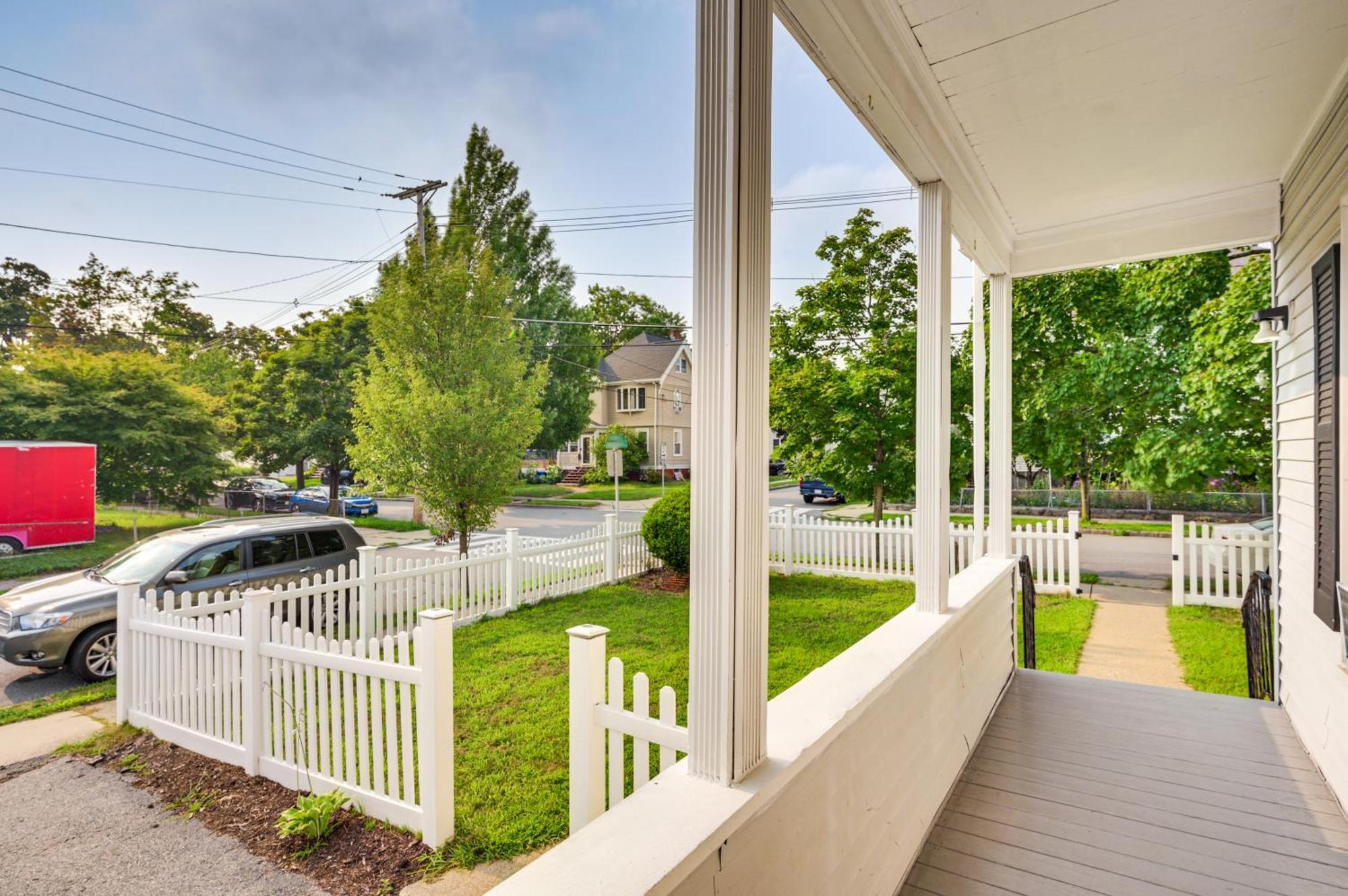 9 Mi To Dtwn Boston Cozy Malden Apartment Εξωτερικό φωτογραφία