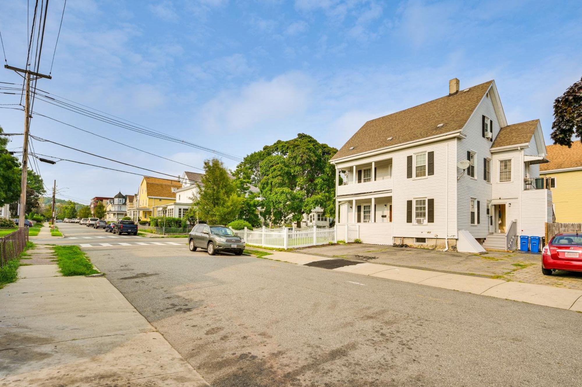 9 Mi To Dtwn Boston Cozy Malden Apartment Εξωτερικό φωτογραφία