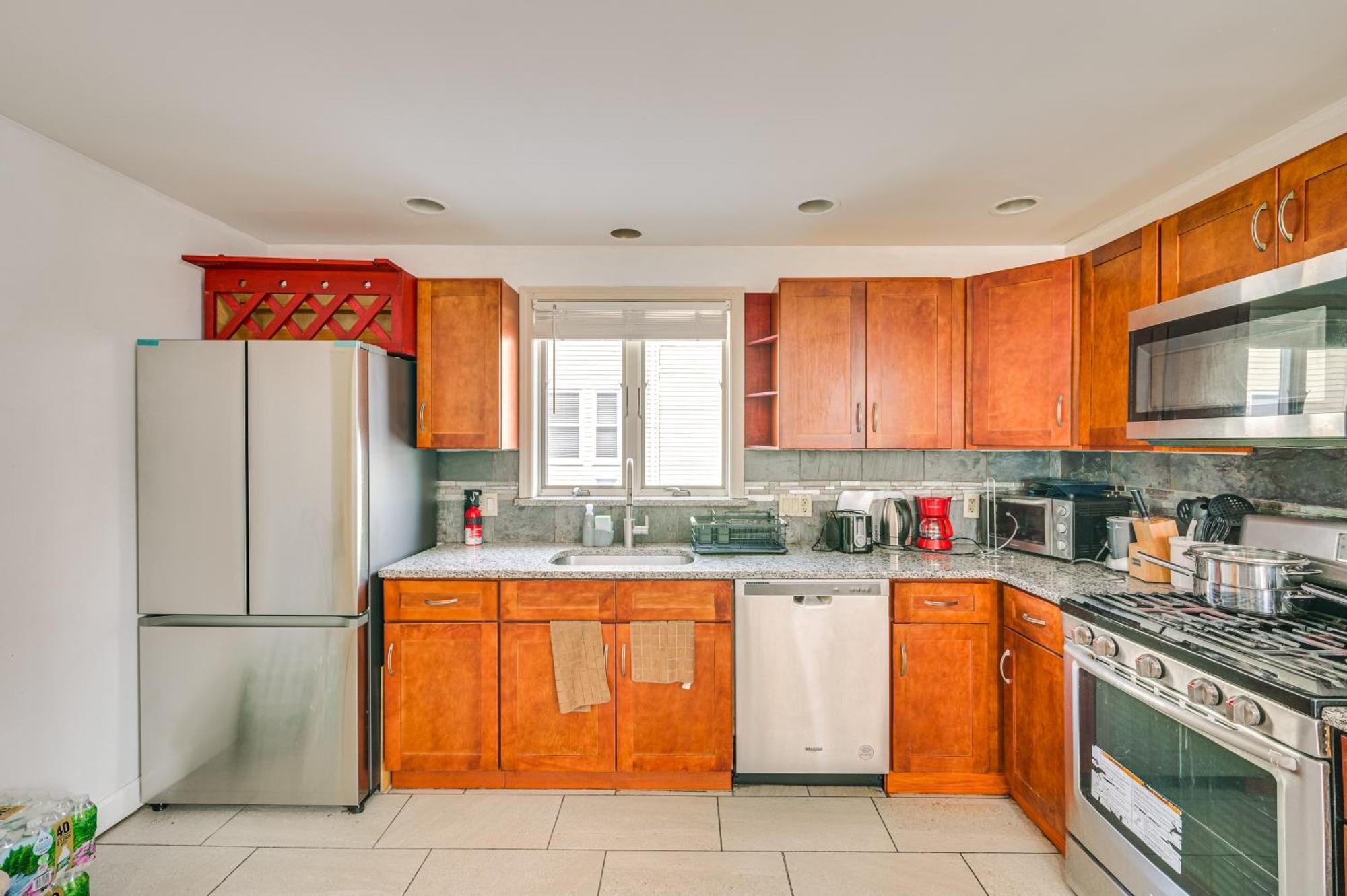 9 Mi To Dtwn Boston Cozy Malden Apartment Εξωτερικό φωτογραφία