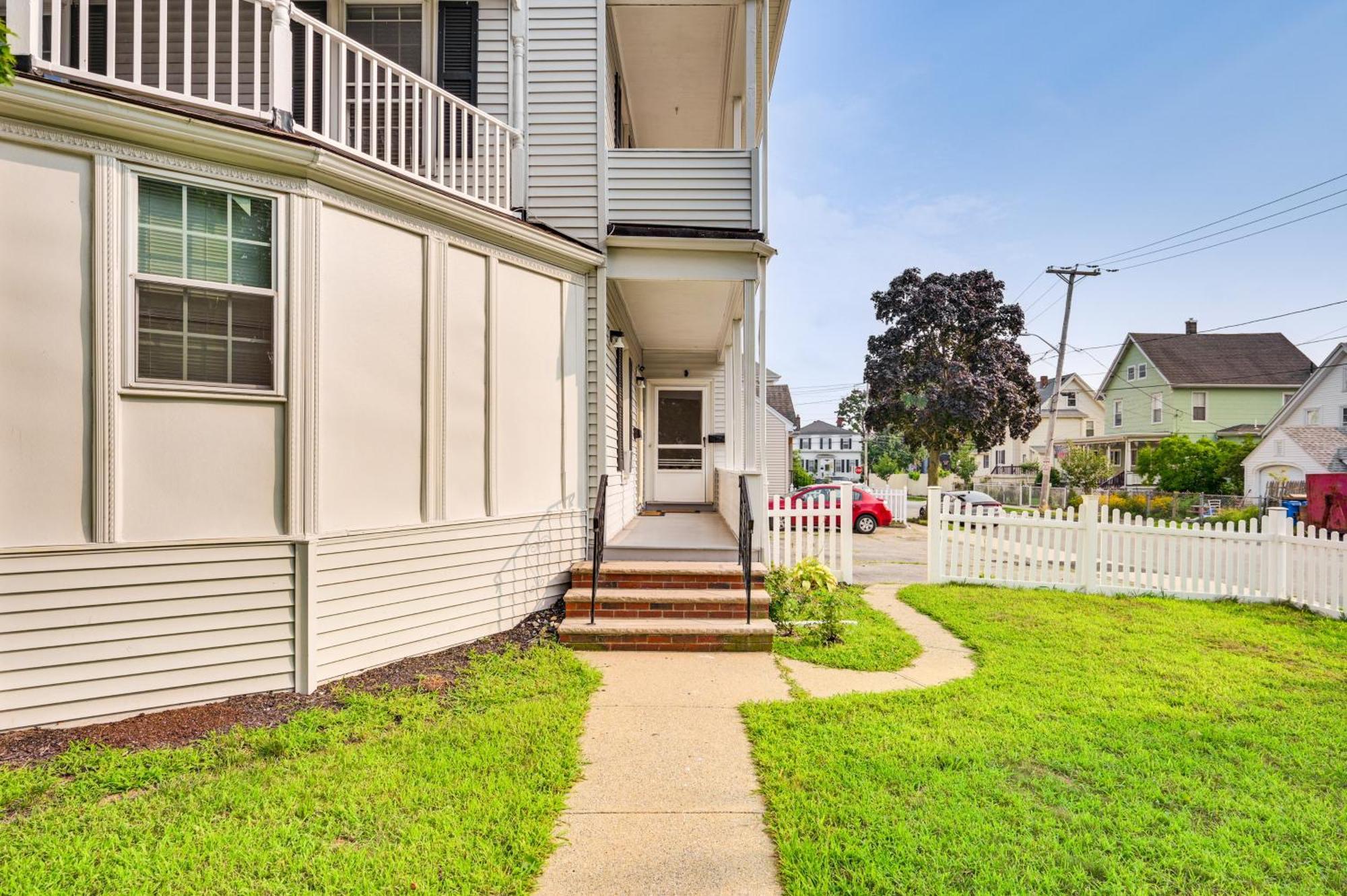 9 Mi To Dtwn Boston Cozy Malden Apartment Εξωτερικό φωτογραφία